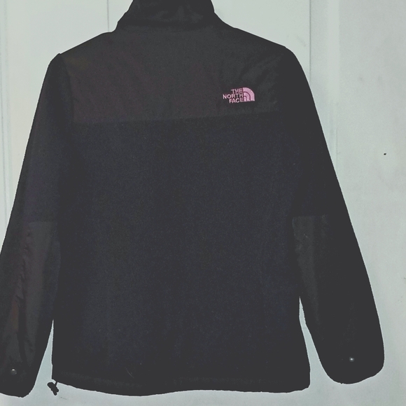 The North Face Denali "Summit Series" Woman's Small Jacket. Breast Cancer Ed. - Picture 2 of 16